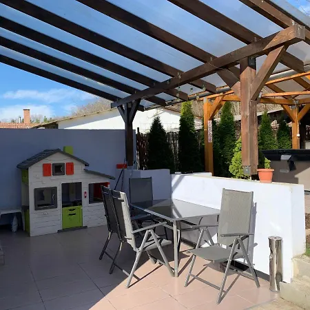 Panni Vendeghaz Pensionat 3*